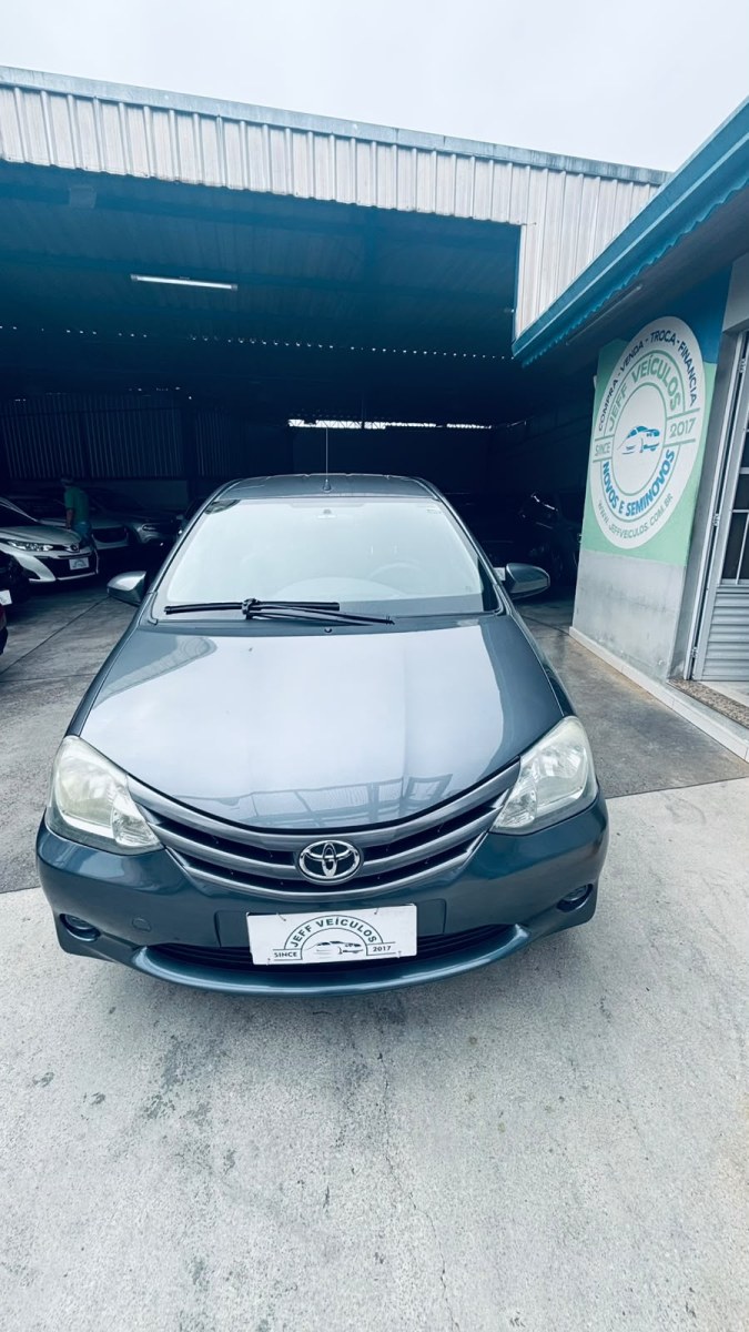 Toyota Etios XS 1.5