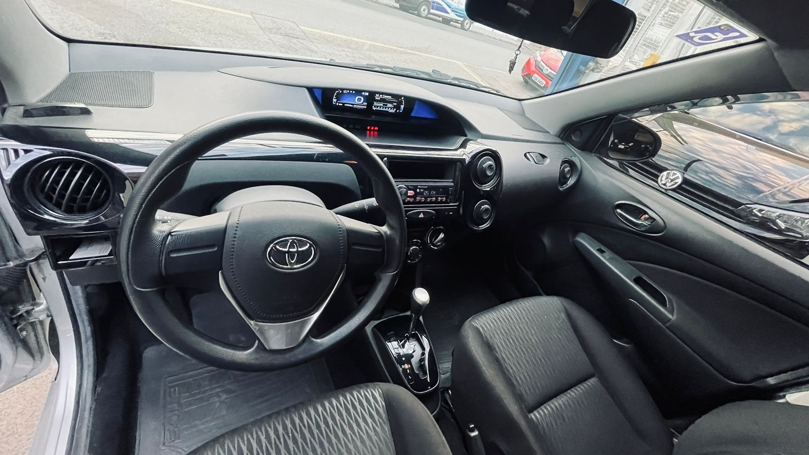 ETIOS SEDAN X 1.5 – 2018