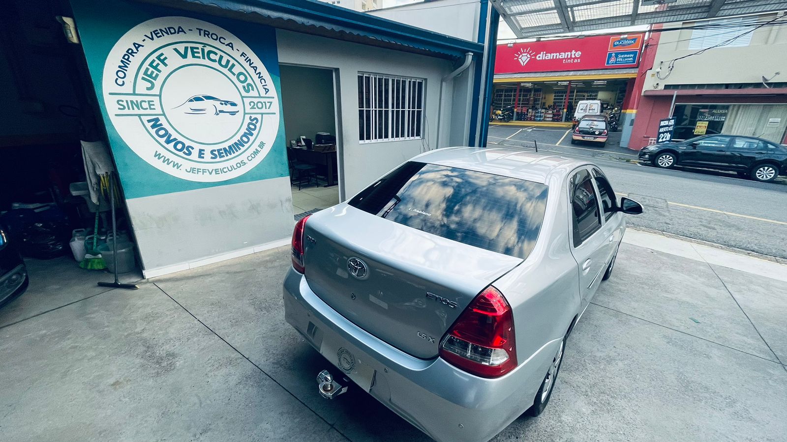 ETIOS SEDAN X 1.5 – 2018