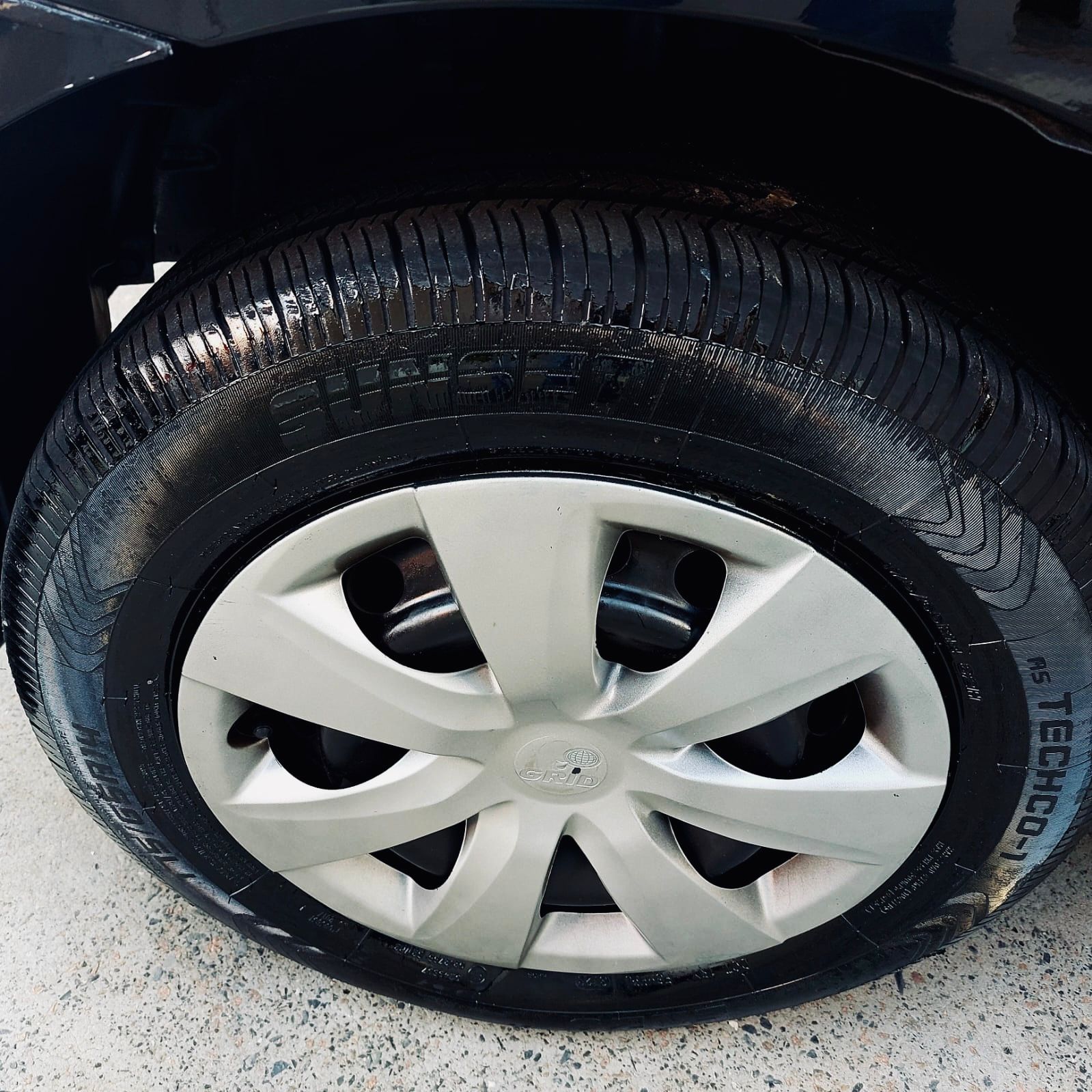 ETIOS HATCH X 1.3 MANUAL – 2014