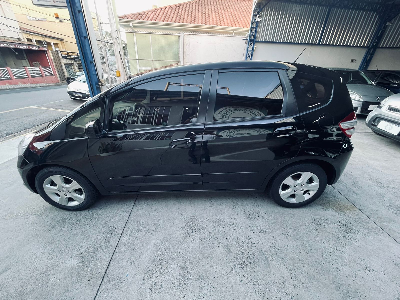 HONDA FIT LXL 1.4 – 2011