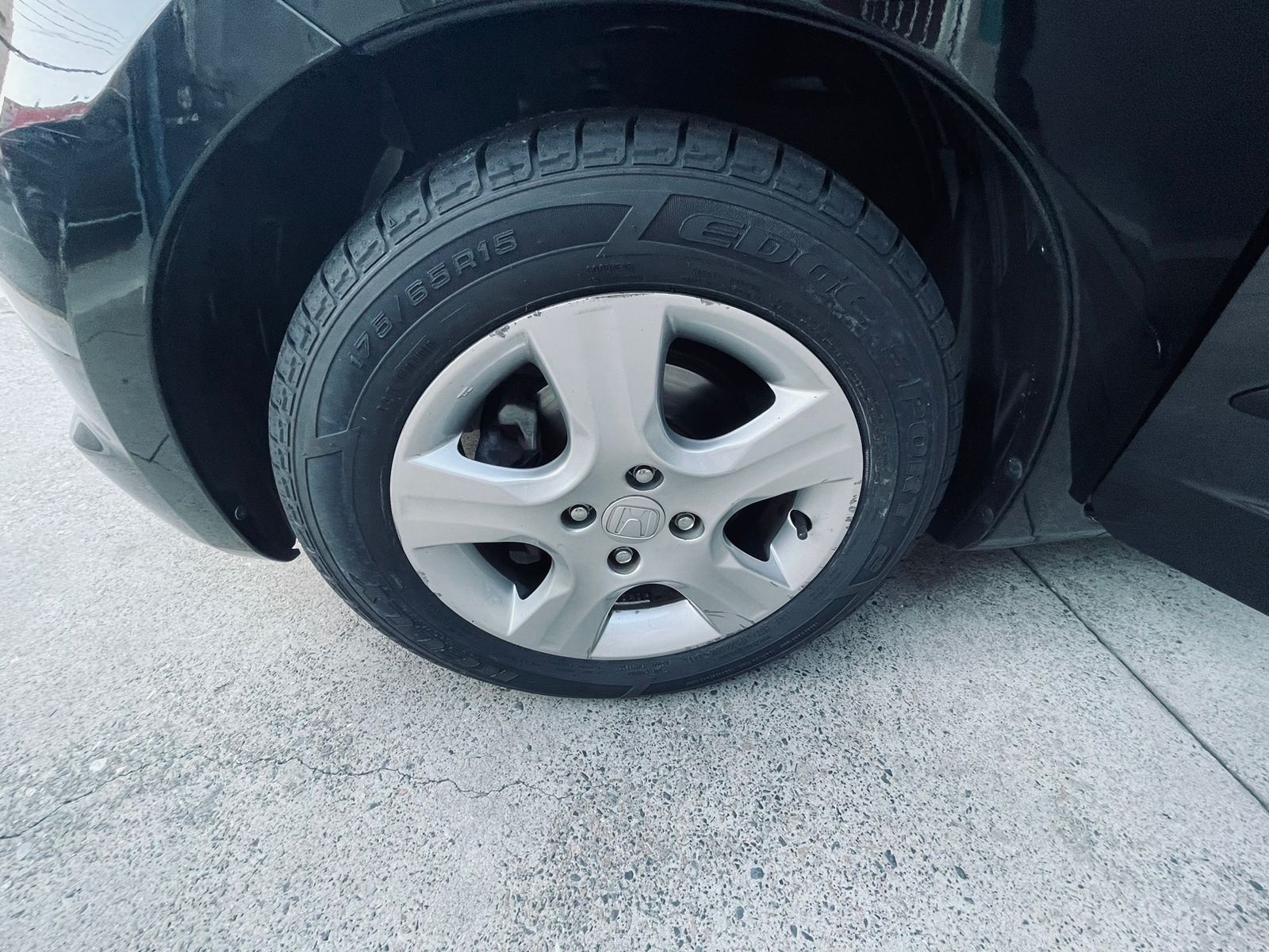 HONDA FIT LXL 1.4 – 2011