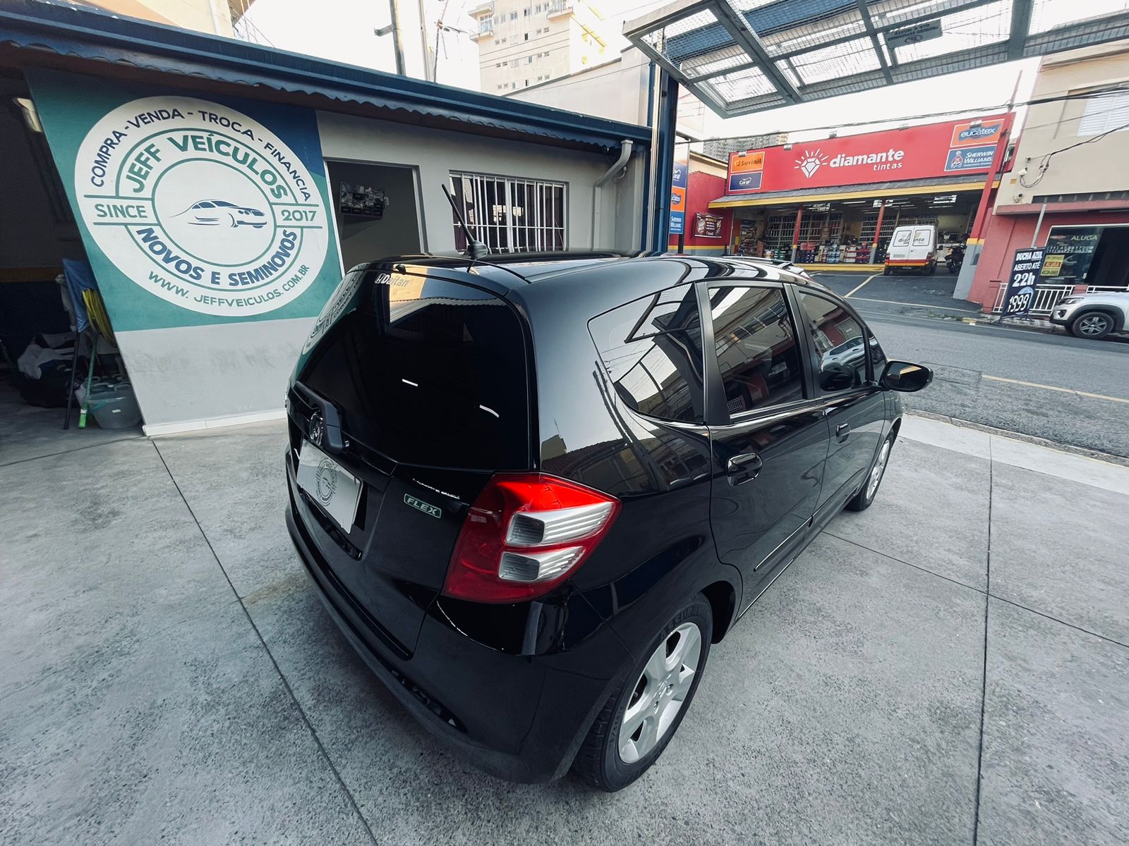 HONDA FIT LXL 1.4 – 2011