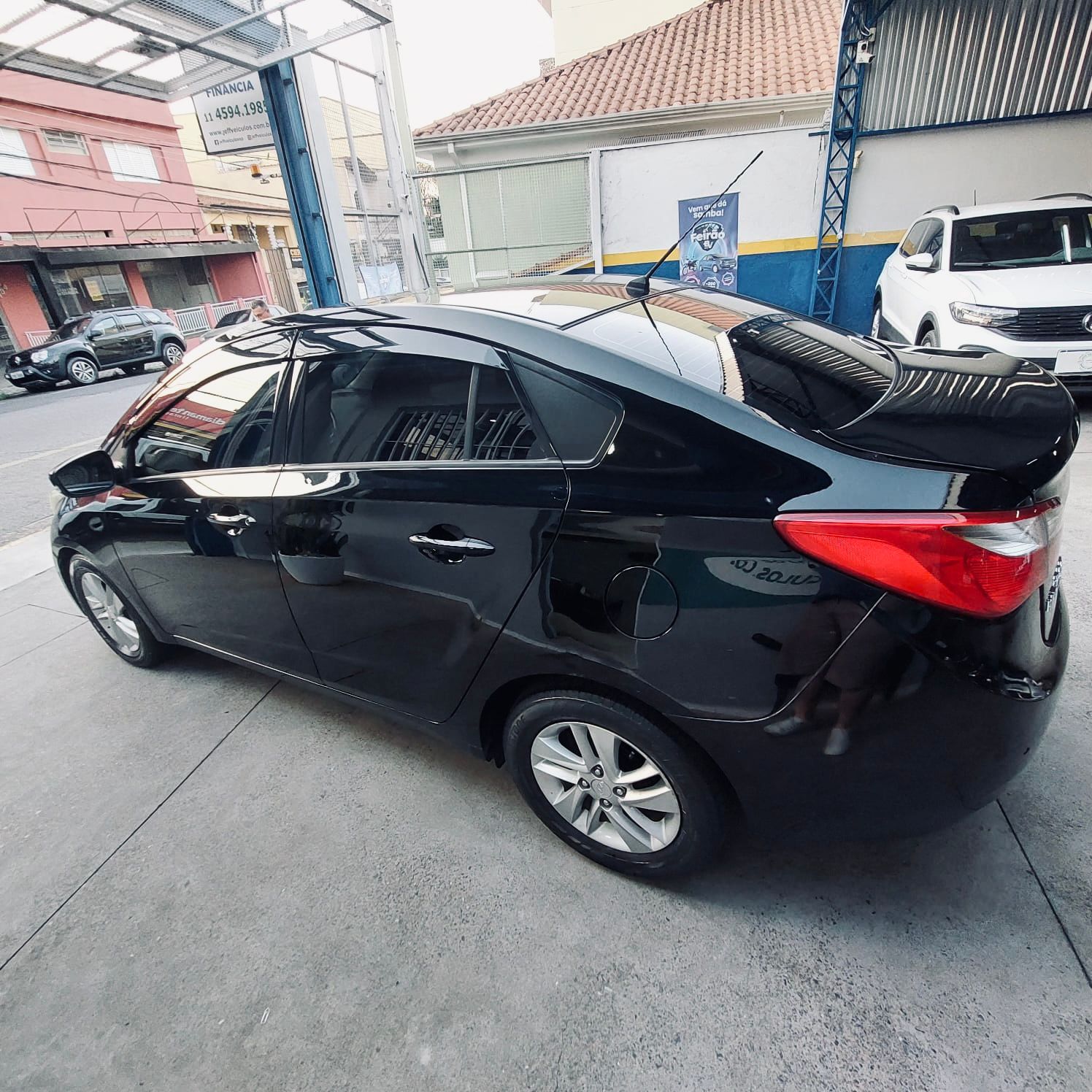 HYUNDAI HB20 SEDAN PREMIUM 1.6 – 2014