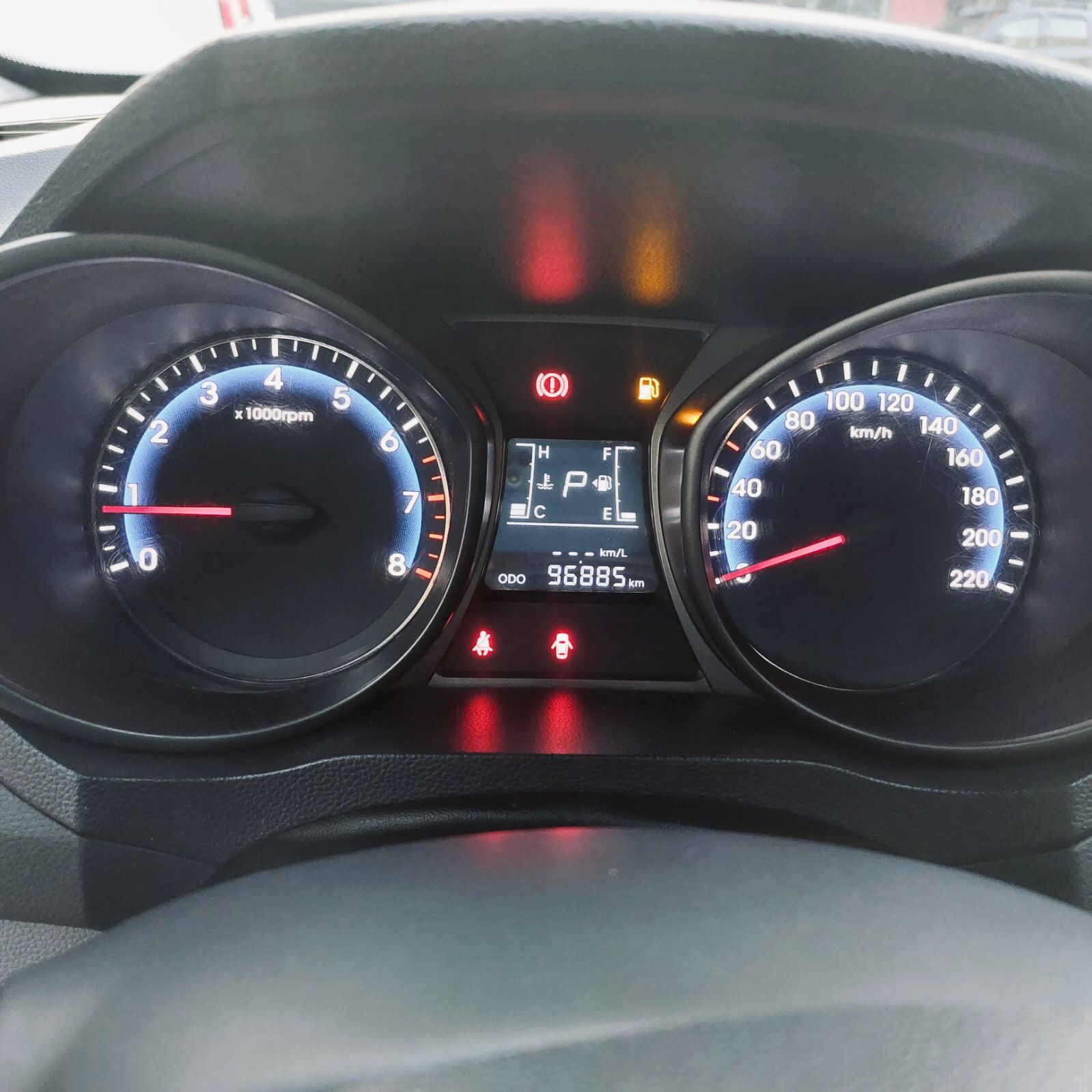 HYUNDAI HB20 SEDAN PREMIUM 1.6 – 2014