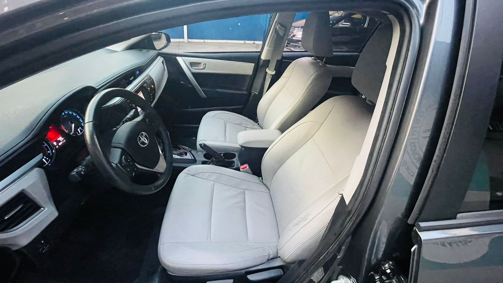 TOYOTA COROLLA XEI 2.0 – 2015