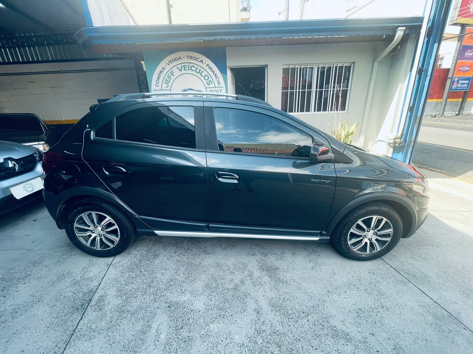 CHEVROLET ONIX ACTIVE 1.4 – 2017