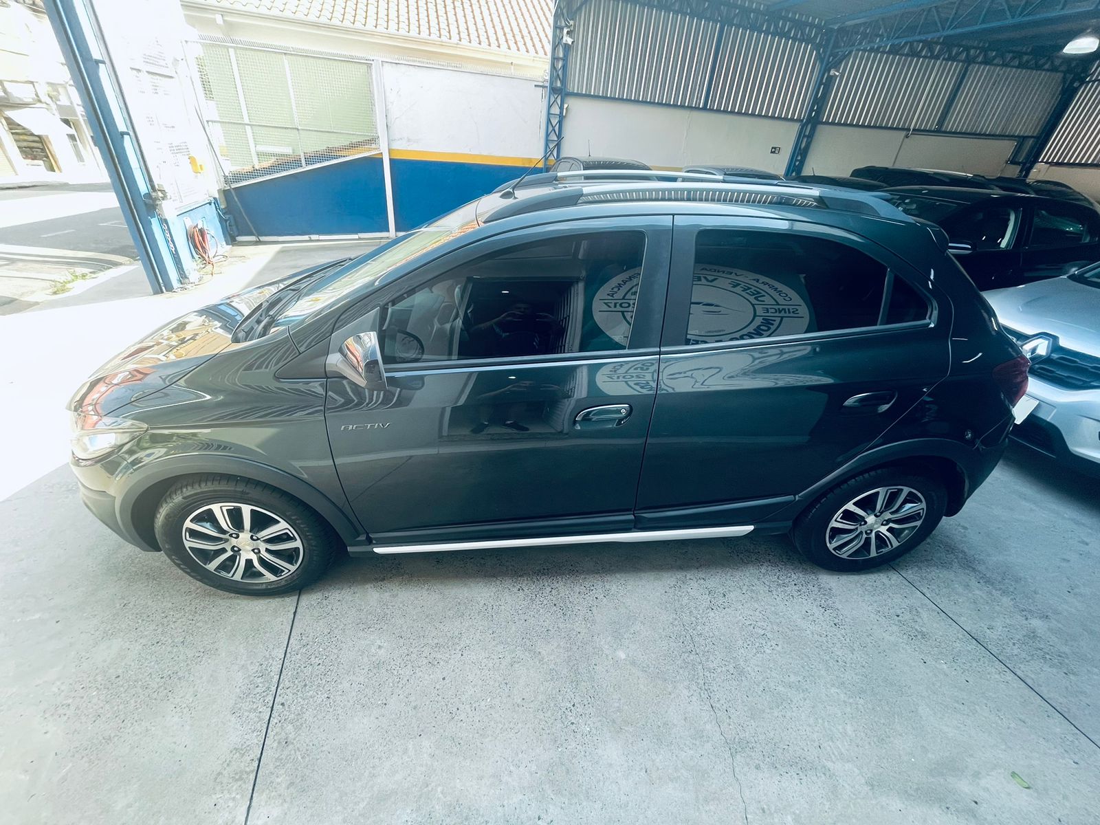 CHEVROLET ONIX ACTIVE 1.4 – 2017