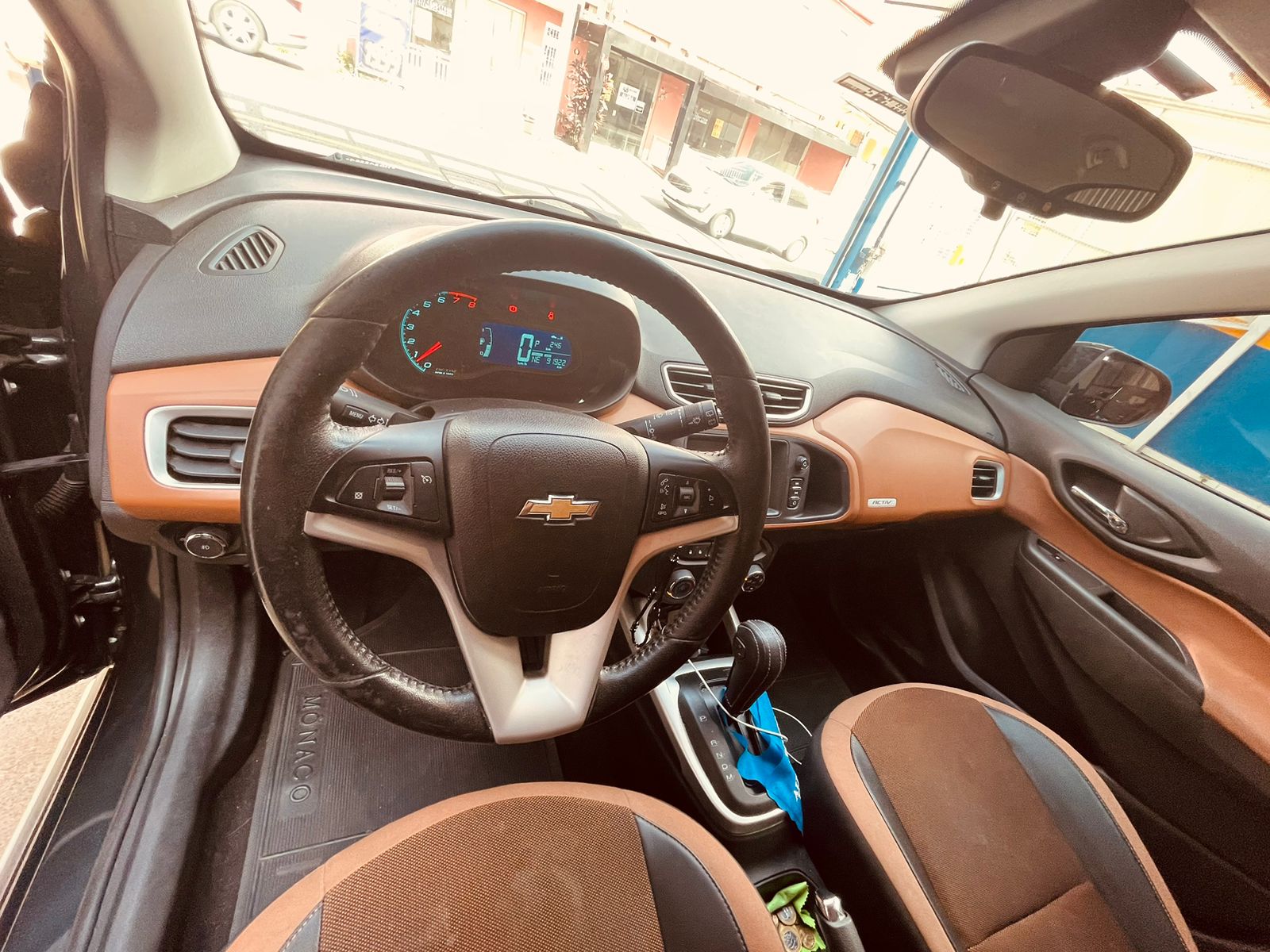 CHEVROLET ONIX ACTIVE 1.4 – 2017