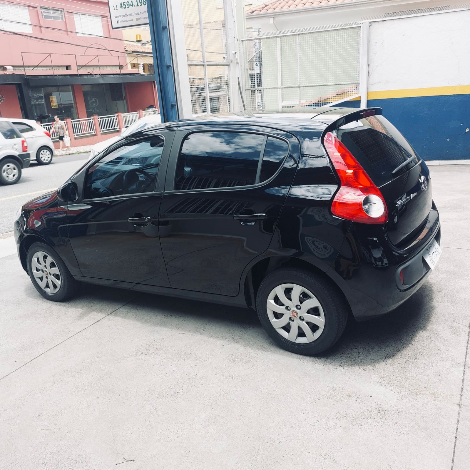 FIAT PALIO ATTRACTIVE 1.0 – 2015