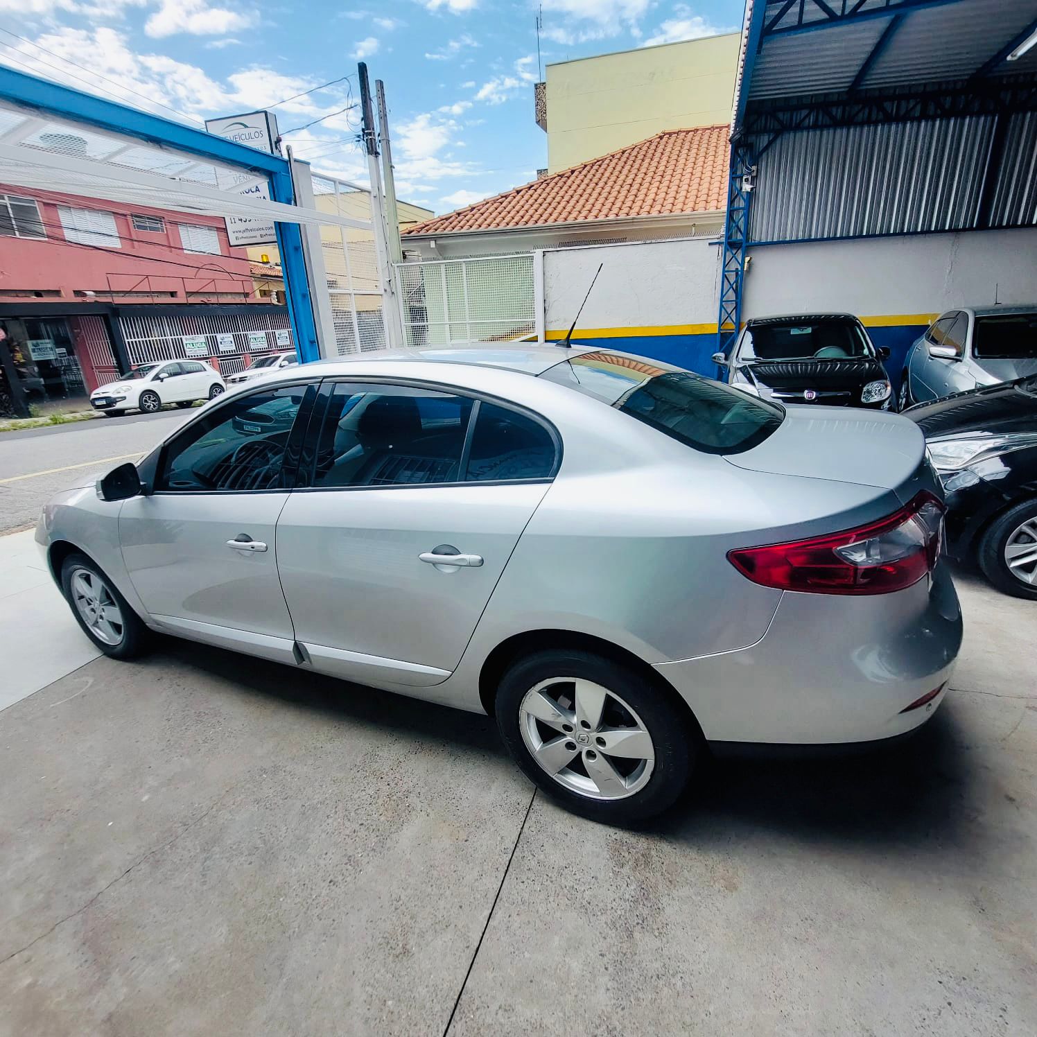 RENAULT FLUENCE 2.0 – 2014