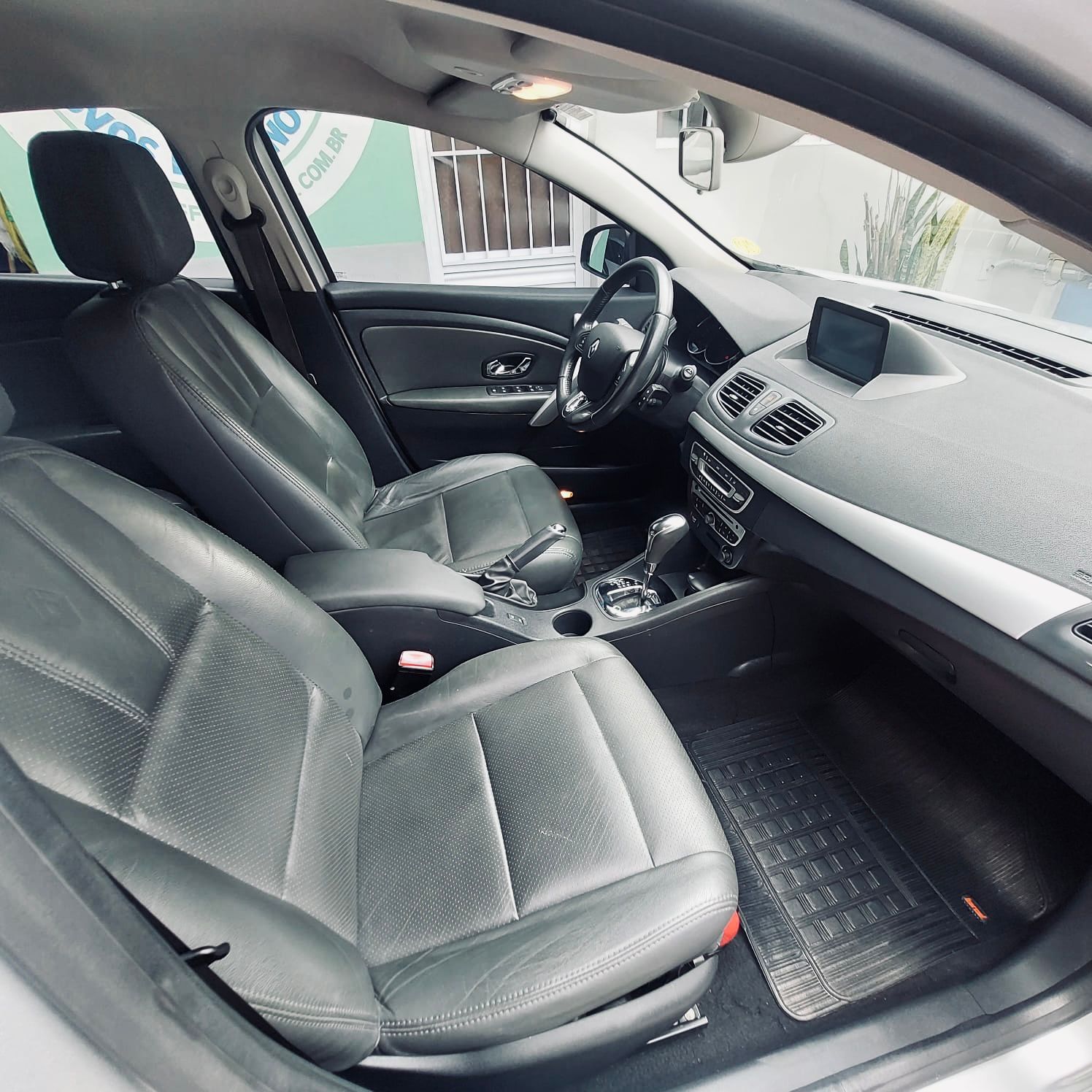 RENAULT FLUENCE 2.0 – 2014